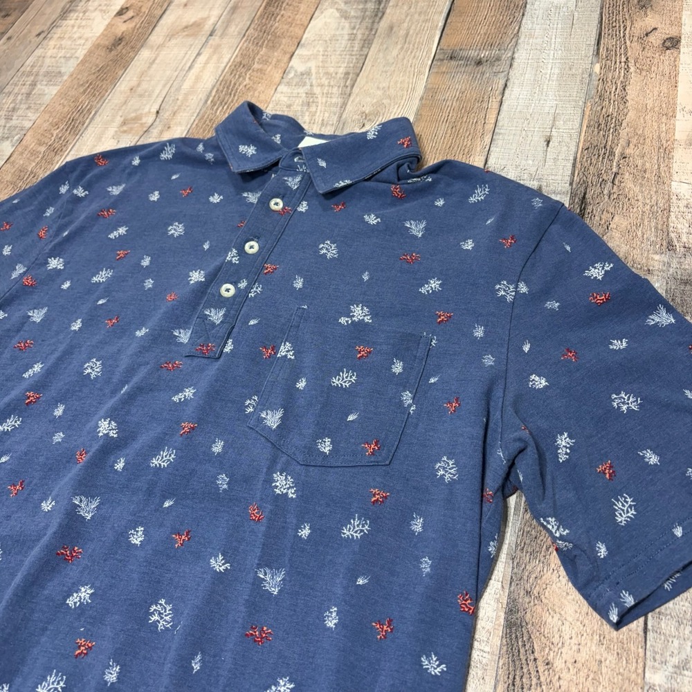 Johnnie-O Polo Shirt Mens Medium Blue Coral Print Hangin Out Short Sleeve Polo